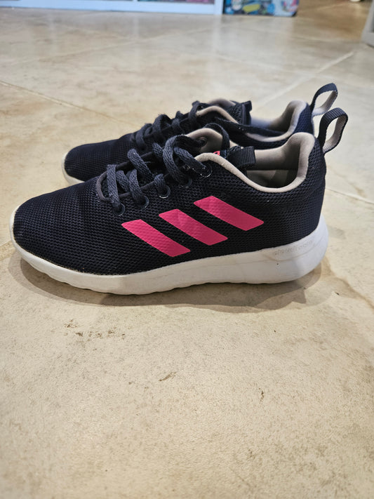 Adidas- Baskets taille 33