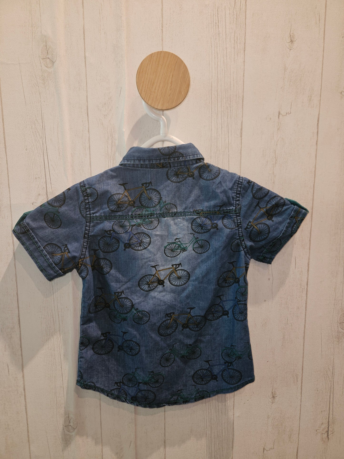 Chemise taille 5/6 ans