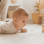 tete plate 3 mois trop tard bébé
